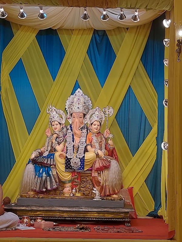 Nagnath Paar Ganesh Mitra Mandal